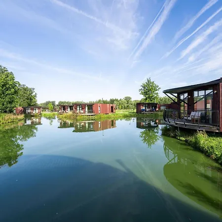 Semesterbostad Sky Pad Lakeside *