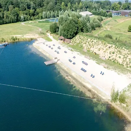 Semesterbostad Sky Pad Lakeside *